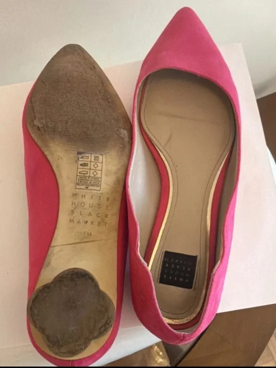 White House Black Market Pointed Flats in Hot Pink - Picture 3 of 4